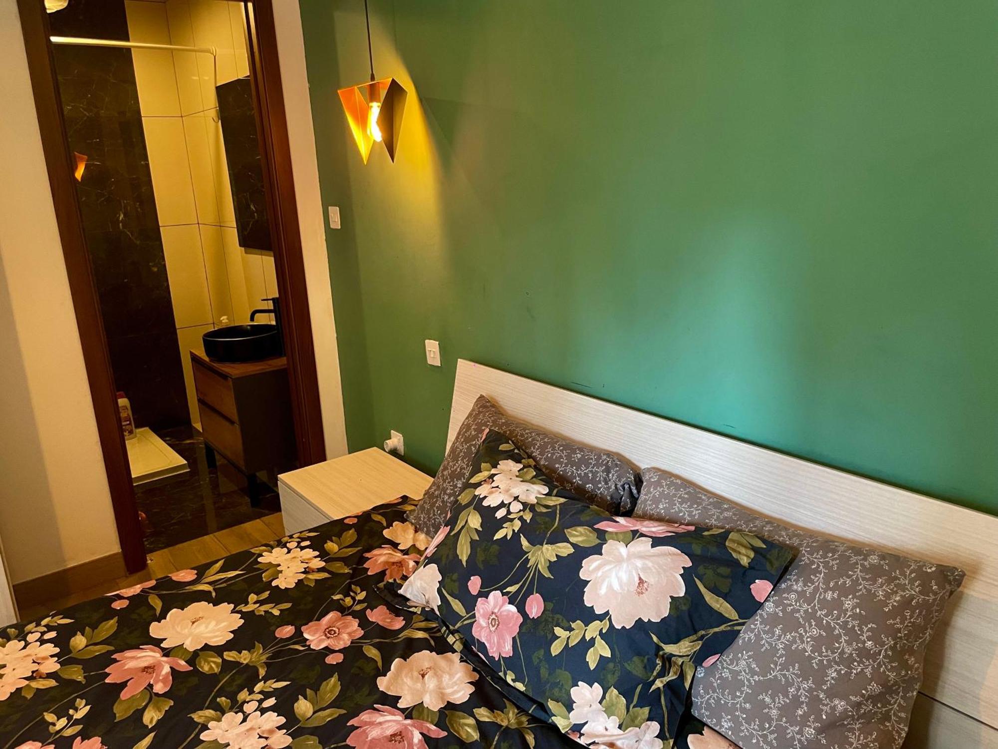 Airport Accommodation Deluxe Bedroom And Private Bathroom Near Airport Self Check In And Self Check Out Mqabba Zewnętrze zdjęcie